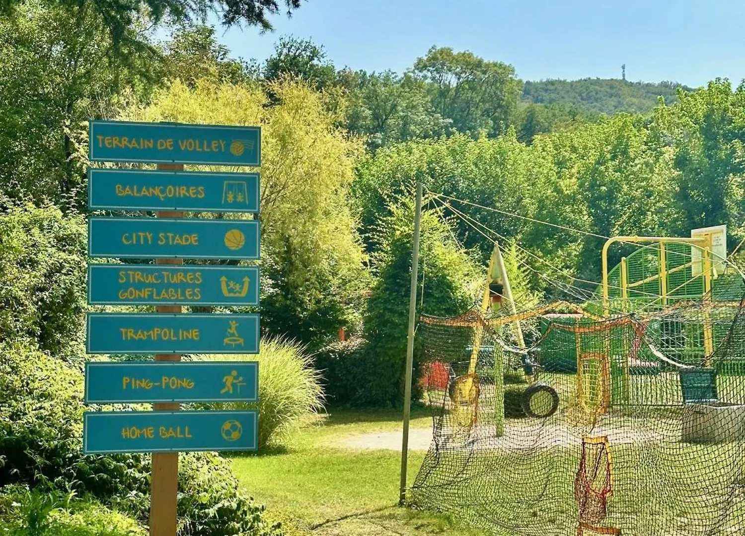 Camping Paradis De La Plage Saint-Cirq-Lapopie 0*,